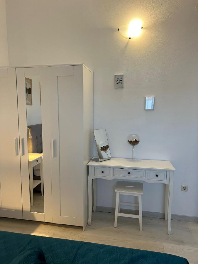 Apartments&Rooms Lorena 236 Rovinj Buitenkant foto