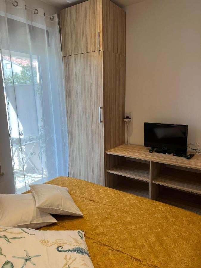 Apartments&Rooms Lorena 236 Rovinj Buitenkant foto