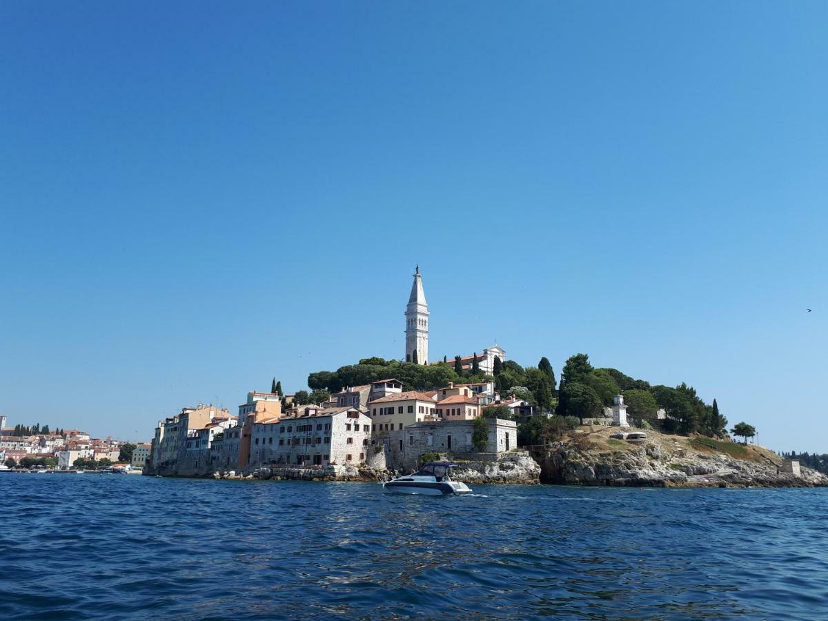 Apartments&Rooms Lorena 236 Rovinj Buitenkant foto