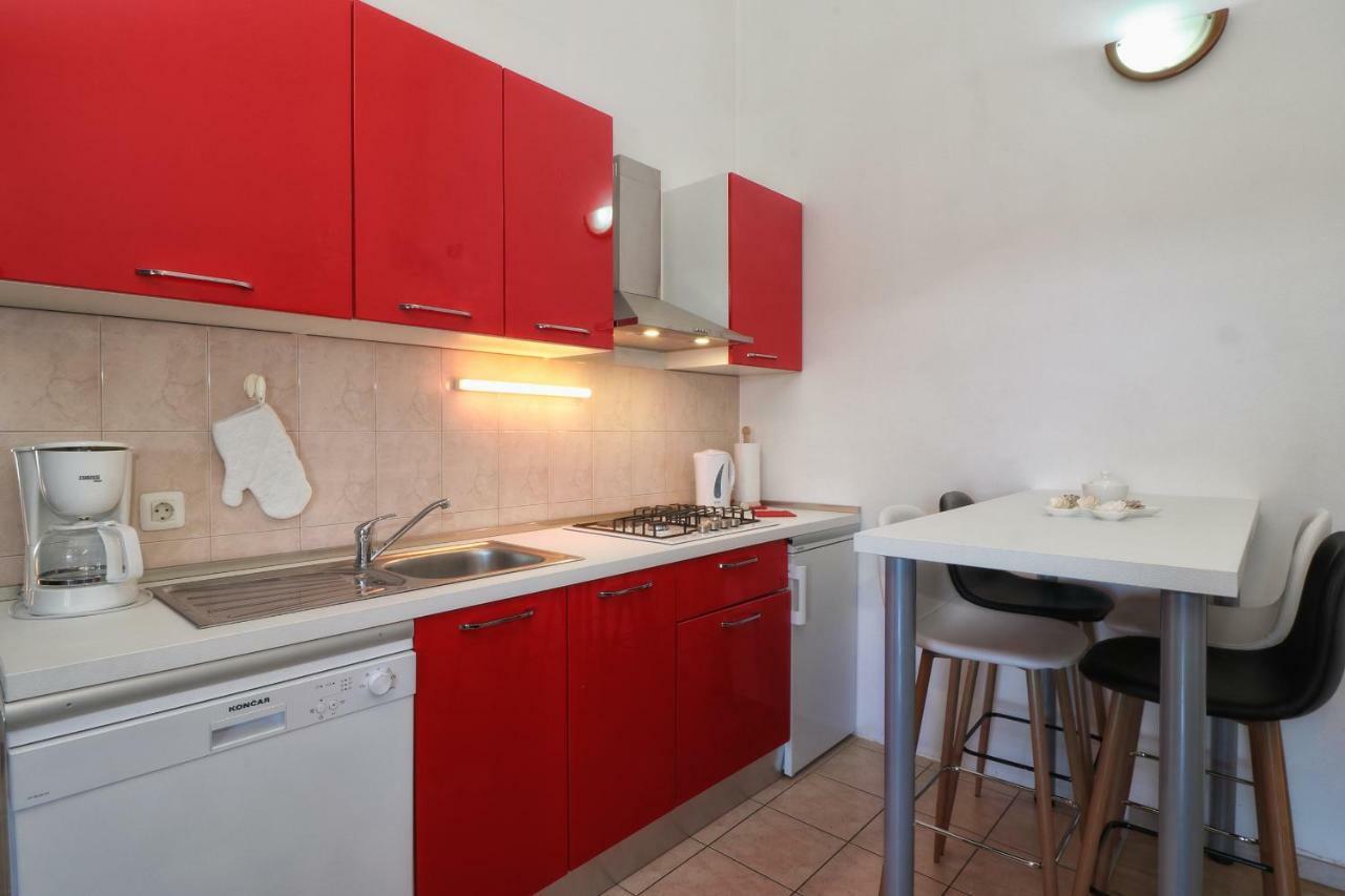 Apartments&Rooms Lorena 236 Rovinj Buitenkant foto